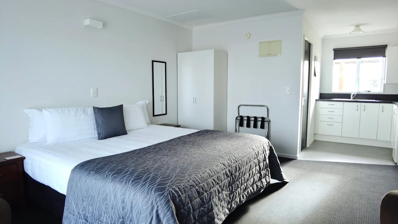 554 Moana Court Motel